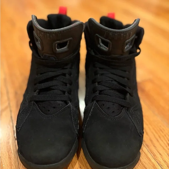 Jordan Jumpman MVP Black/University Red-White - Size 5.5 (Big Kids) - Picture 3 of 6